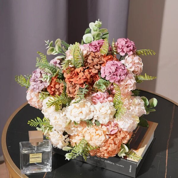 Kunstige blomster i silke – perfekt til scrapbook og hobby