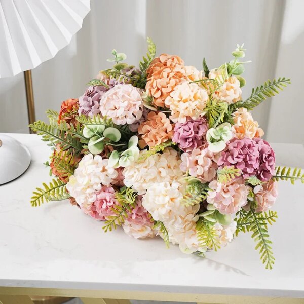 Kunstige blomster i silke – perfekt til scrapbook og hobby