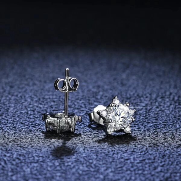 QUKE Real Moissanite Diamond Star Stud Earrings 0.5ct D Color VVS1 Pure 925 Sterling Silver