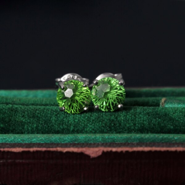 Potiy 2 ct Cubic Zirconia Øredobber – Fireworks Cut, Grønn Solitaire, 925 Sølv
