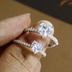 KNOBSPIN Hjerteformet Moissanite Forlovelsesring 1–2 ct, D Farge VVS1, 925 Sølv med 18K Hvitt Gull