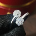 KNOBSPIN 2.5mm Blomst Moissanite Ring 925 Sølv