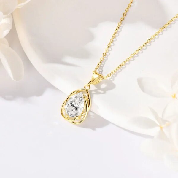 IOGOU 2.0ct Pear Cut Moissanite Pendant – Adjustable 925 Silver Chain