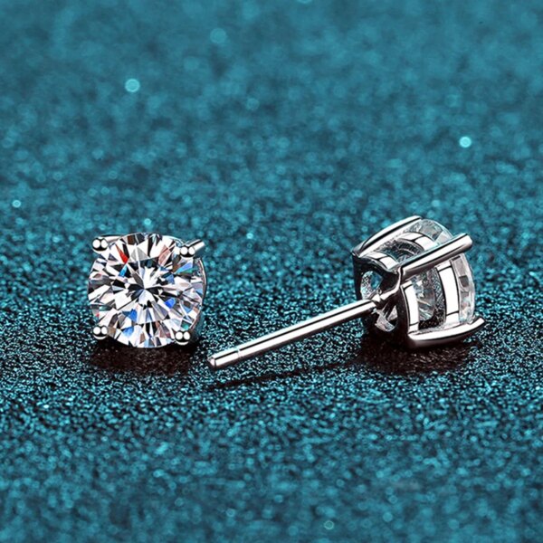 KNOBSPIN 2.0ct Moissanite Stud Earrings – 925 Silver, Lab-Grown Diamond