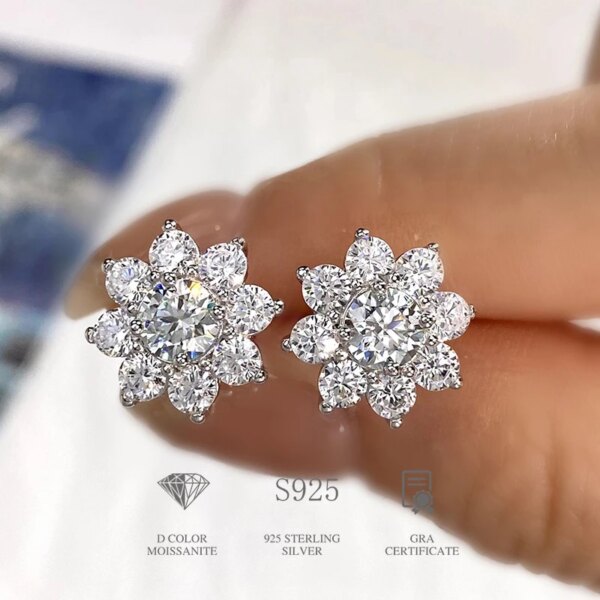 DW 0.5CT Moissanite Blomst Øreplugger – 925 Sølv
