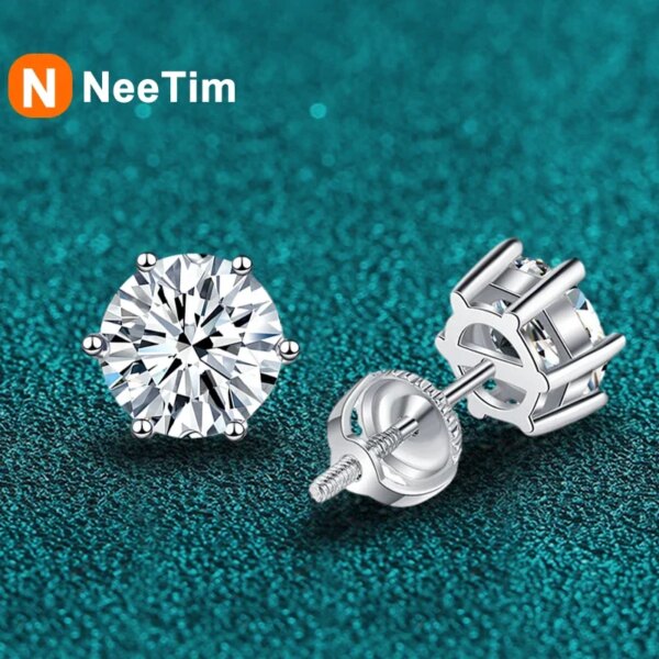 NeeTim 2CT Moissanite Stud Earrings – White Gold Plated 925 Silver