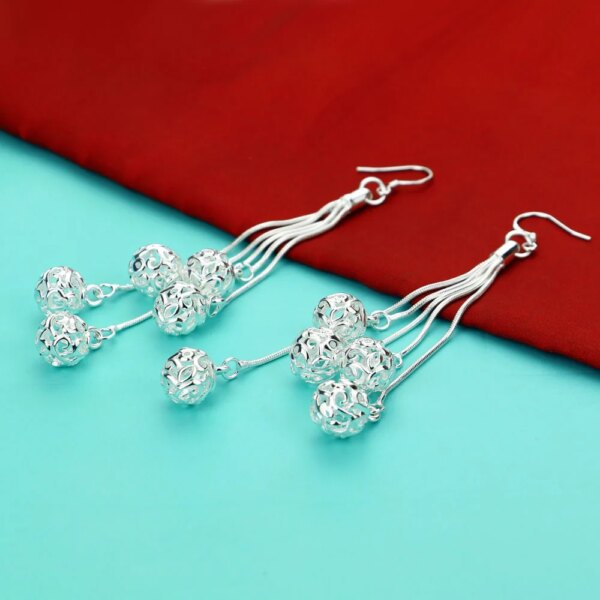 Vintage Elegant Delicate Light Hollow Balls Pendant Earrings For Women Exquisite Dangle Earrings Luxury Casual Party Jewelry