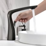 Servantbatteri med enkelthåndtak
