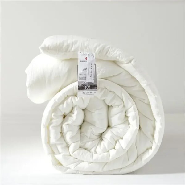 Nishikawa Meiji Duvet Insert – Soft, Quilted & Breathable Comforter