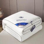 Luxury Hotel Comforter – Soft, Fluffy & All-Season Quilt