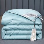 Mulberry Silk Quilt is 100% natural silk filling in all seasons