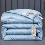 Mulberry Silk Quilt is 100% natural silk filling in all seasons