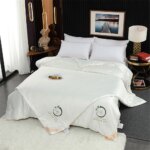 Sondeson Luxury 100% Silk Quilt – Warm Jacquard Duvet